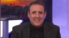 Peter Kay show evacuated due to ‘suspicious bag’